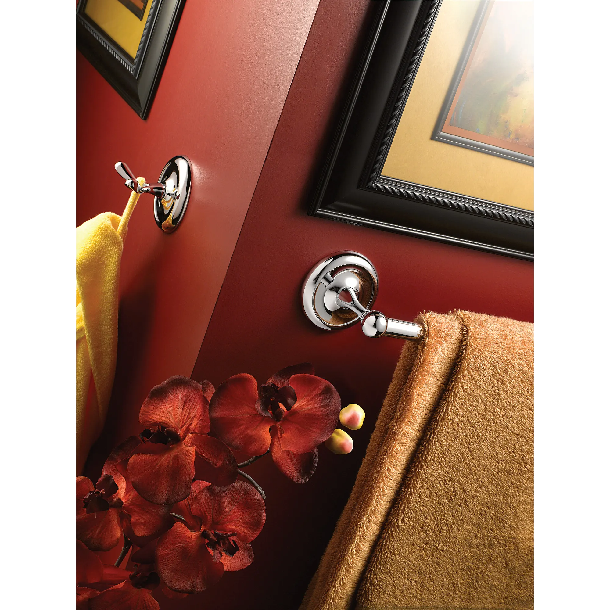 Yorkshire Chrome 24 Towel Bar - Image 4