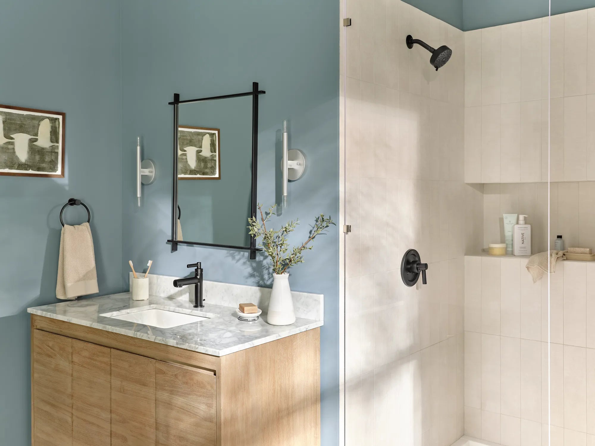 Aluma Matte black cycling tub/shower - Image 2