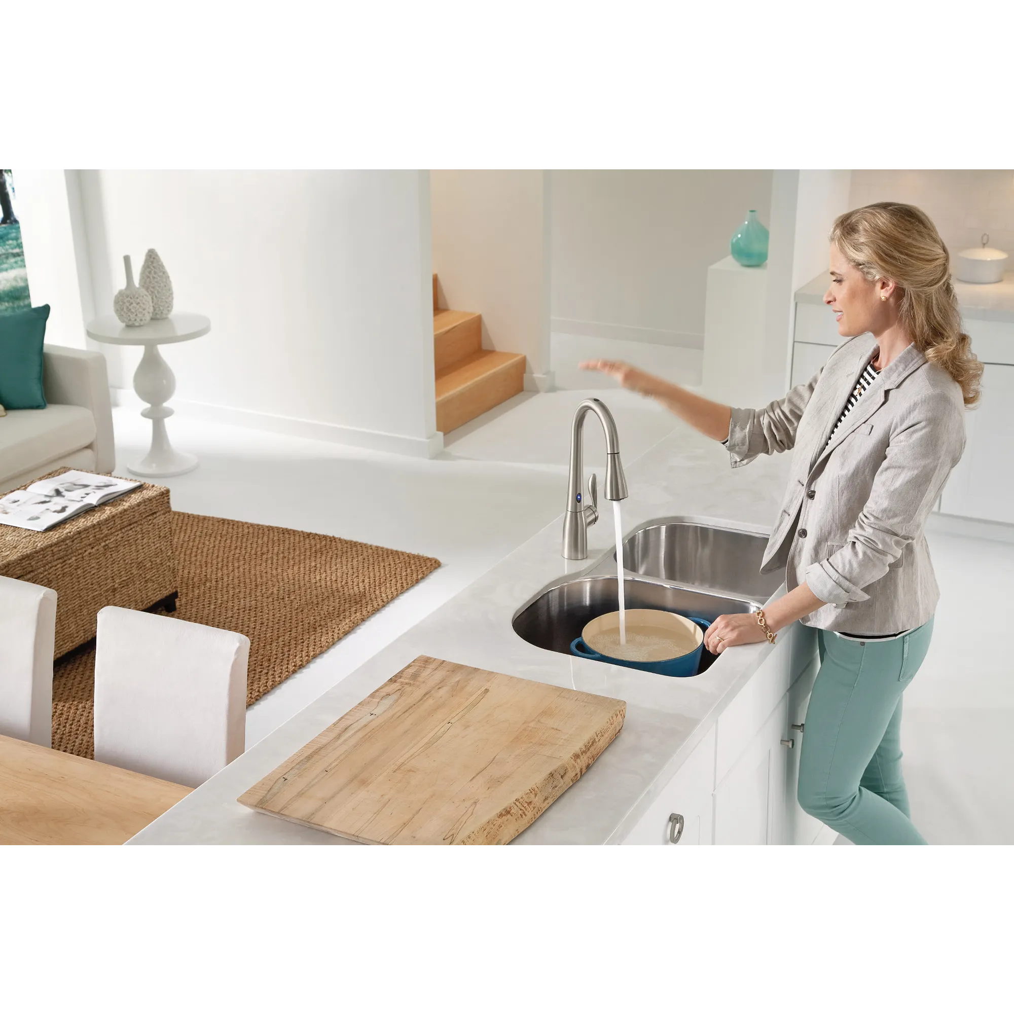Arbor One-Handle High Arc MotionSense Dual Sensor Pulldown Kitchen Faucet - Image 3