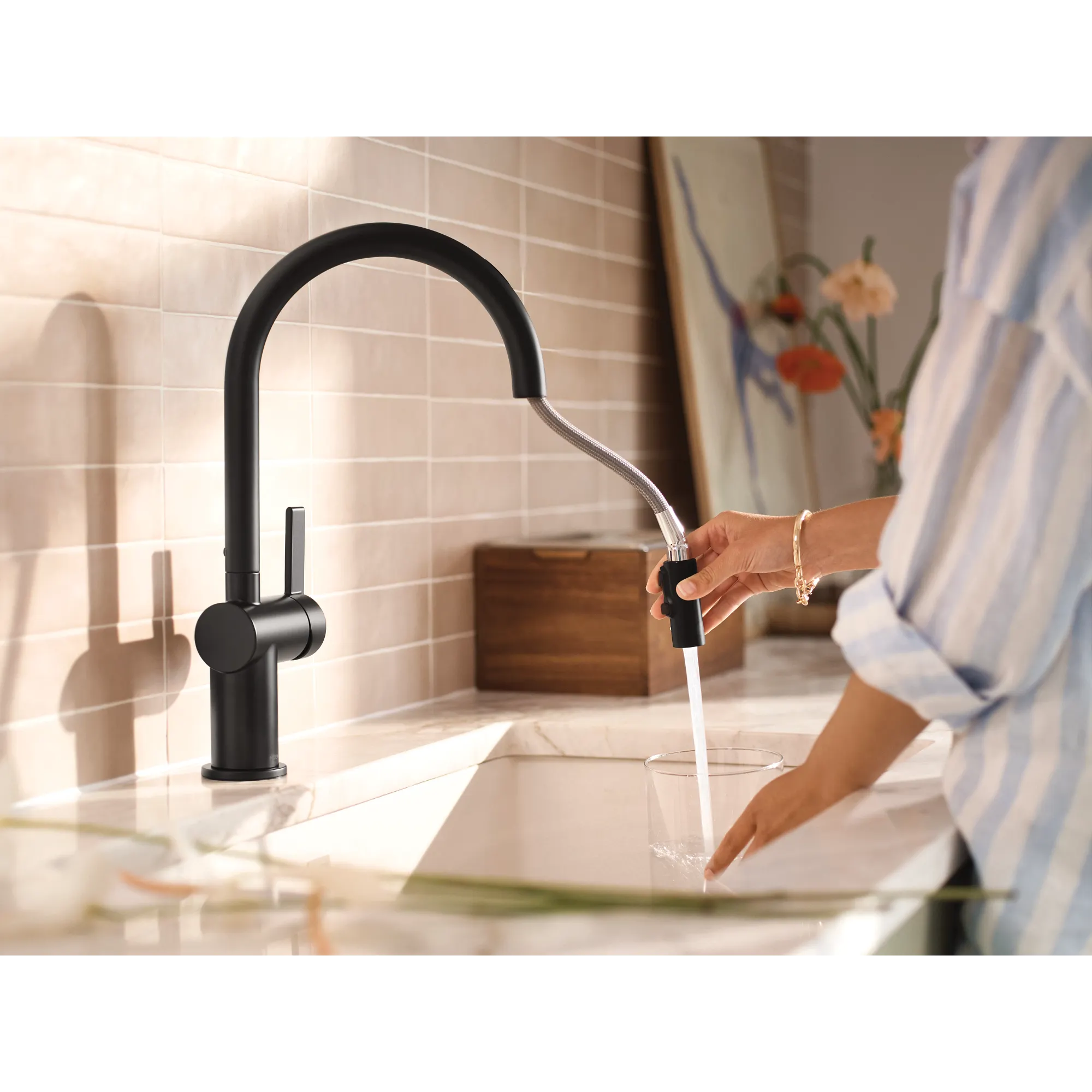 Cia Smart Faucet Voice Control One-Handle High Arc Pulldown Kitchen Faucet - Image 11