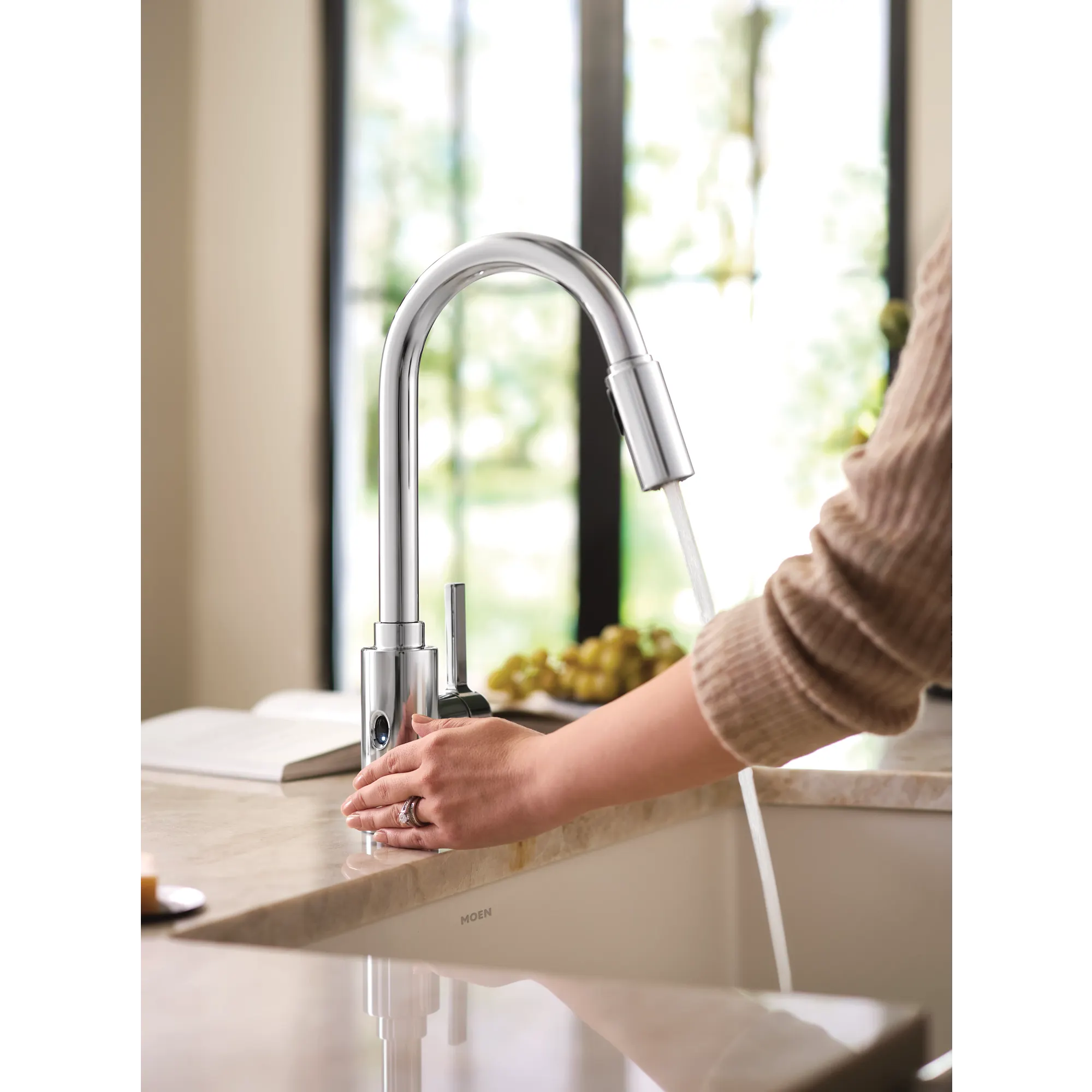 Genta LX MotionSense Wave Single Sensor One-Handle High Arc Pulldown Kitchen Faucet - Image 10