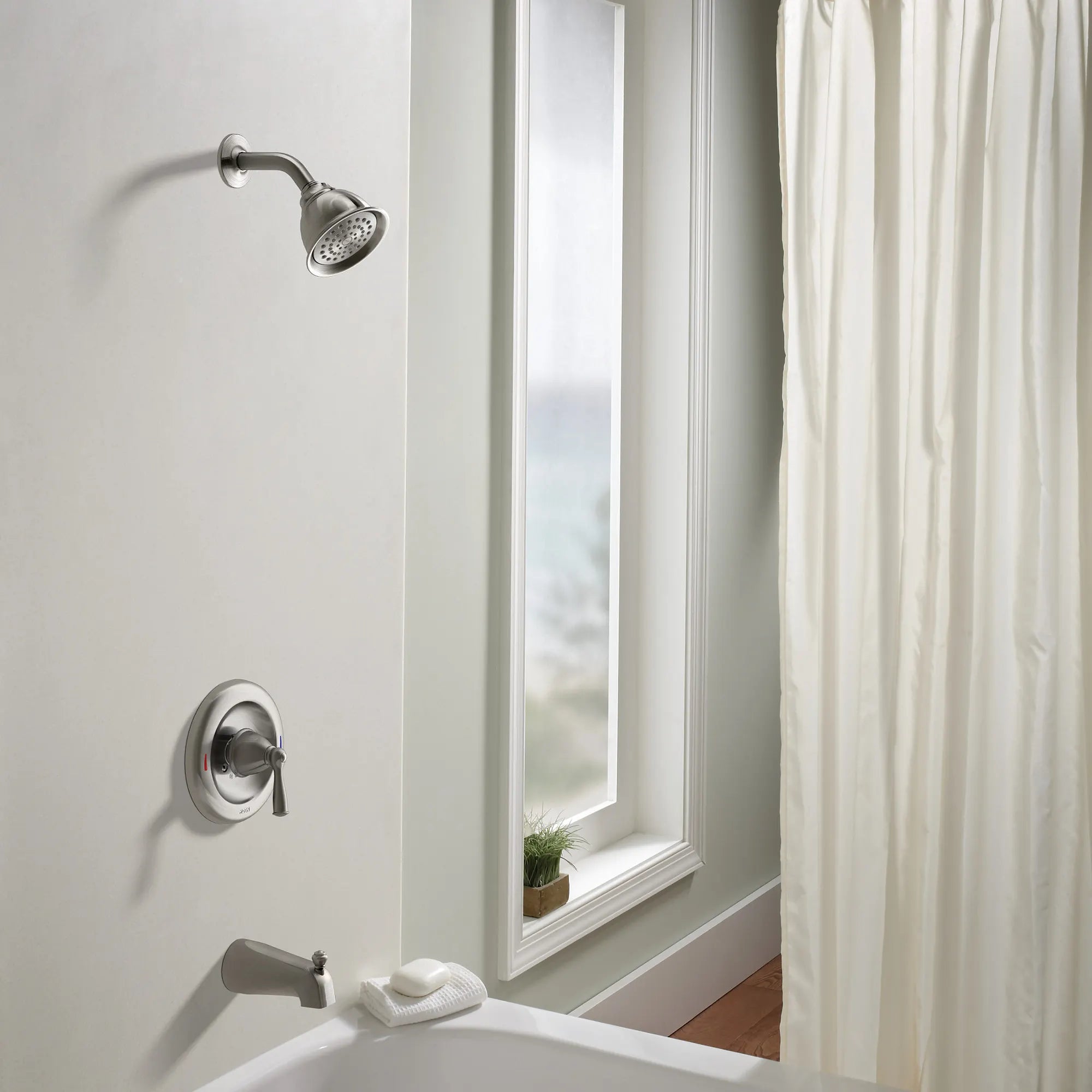 Banbury Posi-Temp(R) Tub/Shower - Image 2