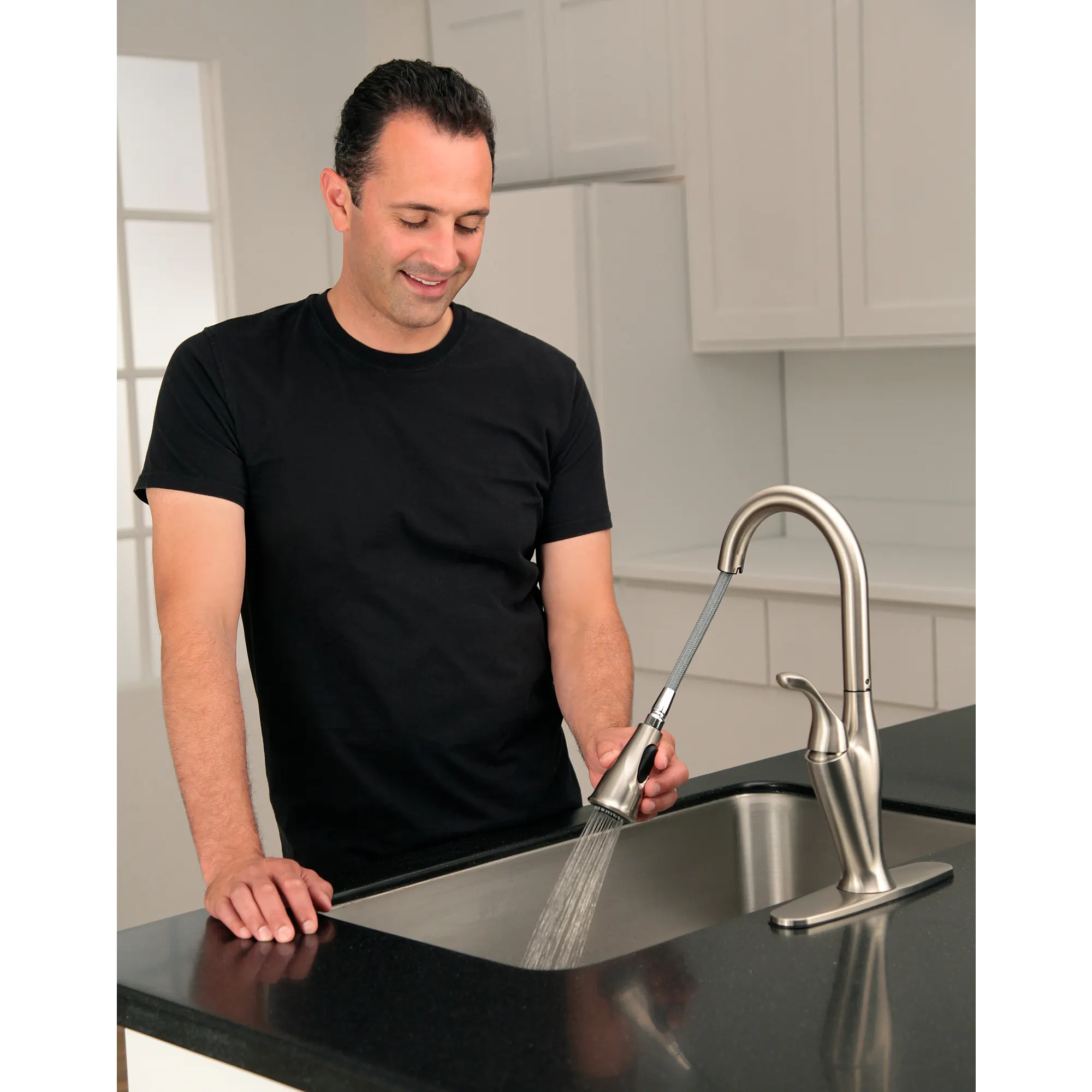 Solidad Matte black one-handle high arc pulldown kitchen faucet - Image 5