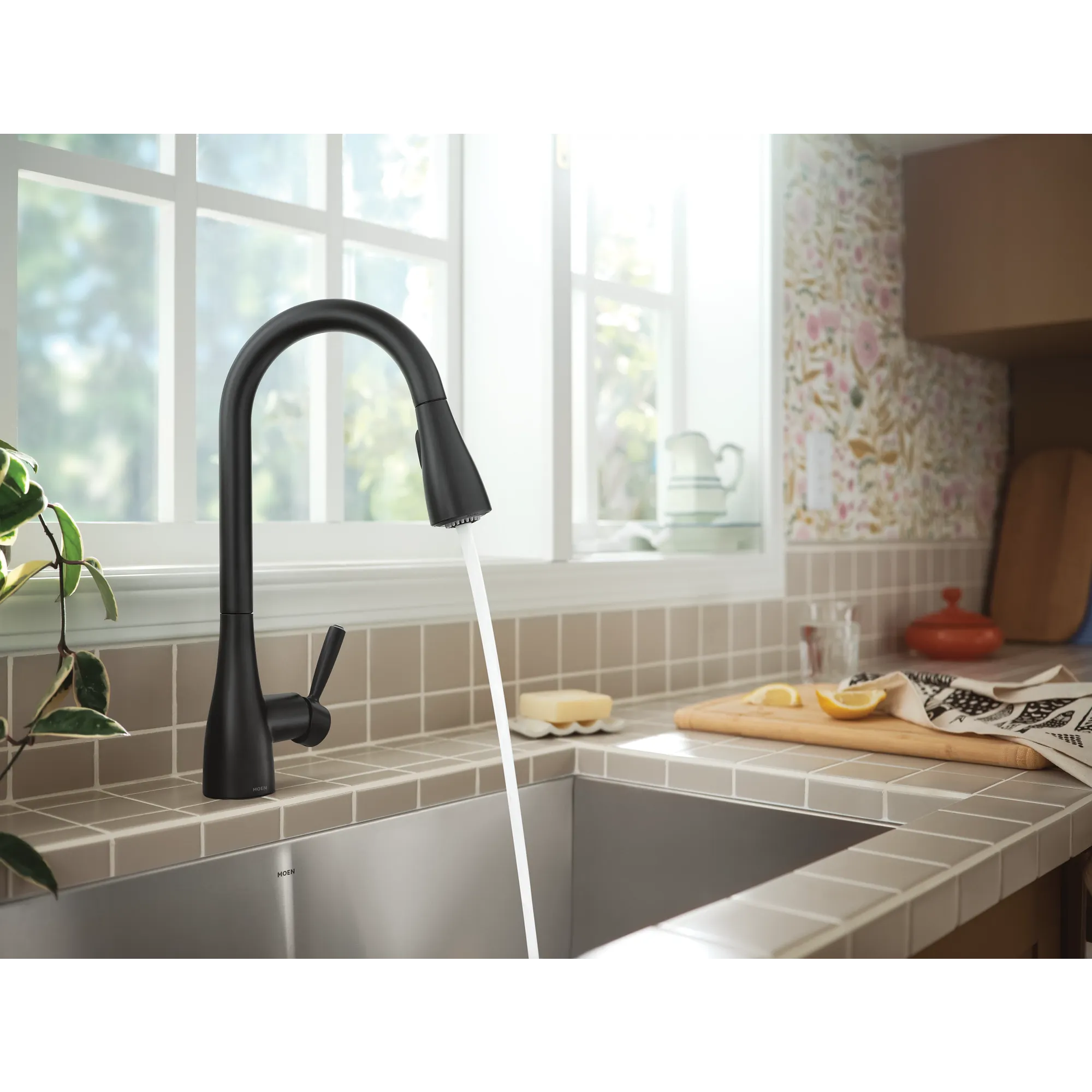 Doherty One-Handle High Arc Pulldown Kitchen Faucet - Image 4