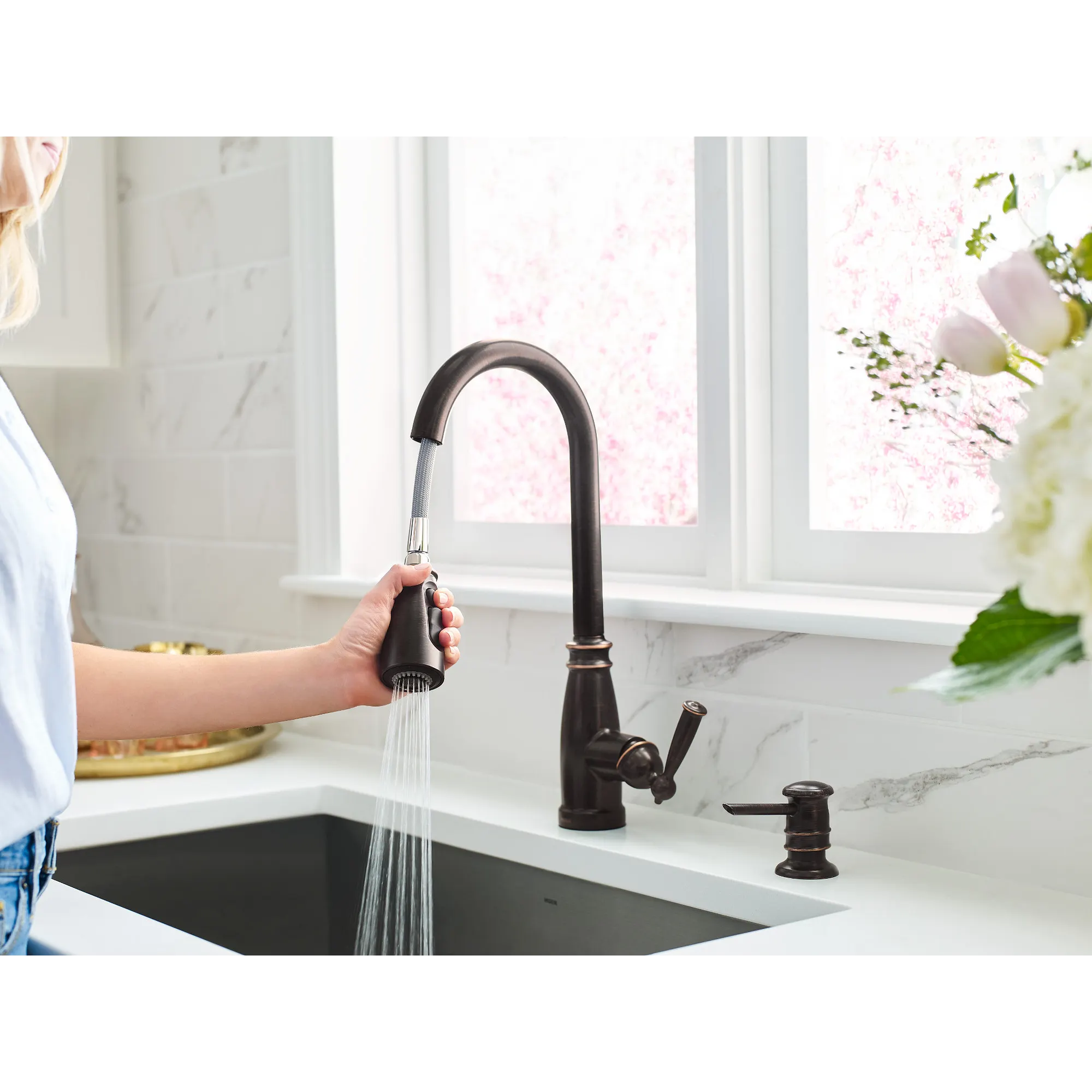 Morado One-Handle High Arc Pulldown Kitchen Faucet - Image 4