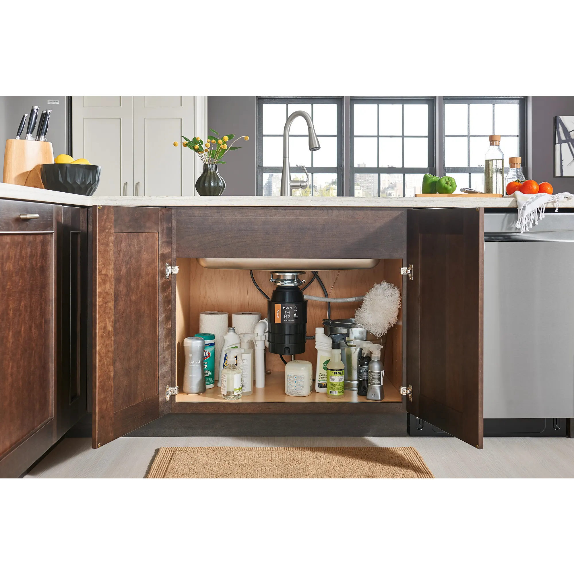 GT Series 3/4 Horsepower Garbage Disposal - Image 2