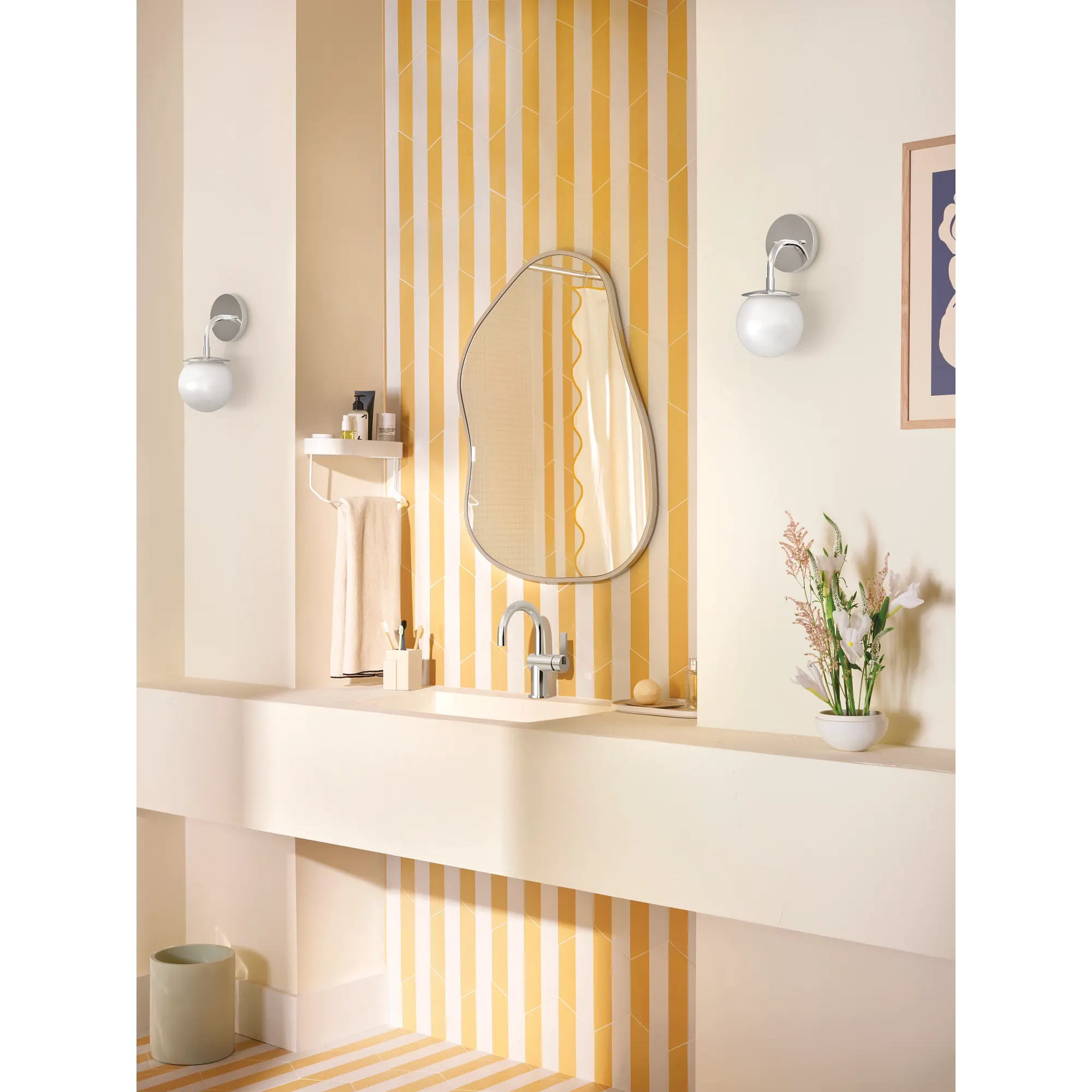 Cia One Globe Bath Light - Image 2