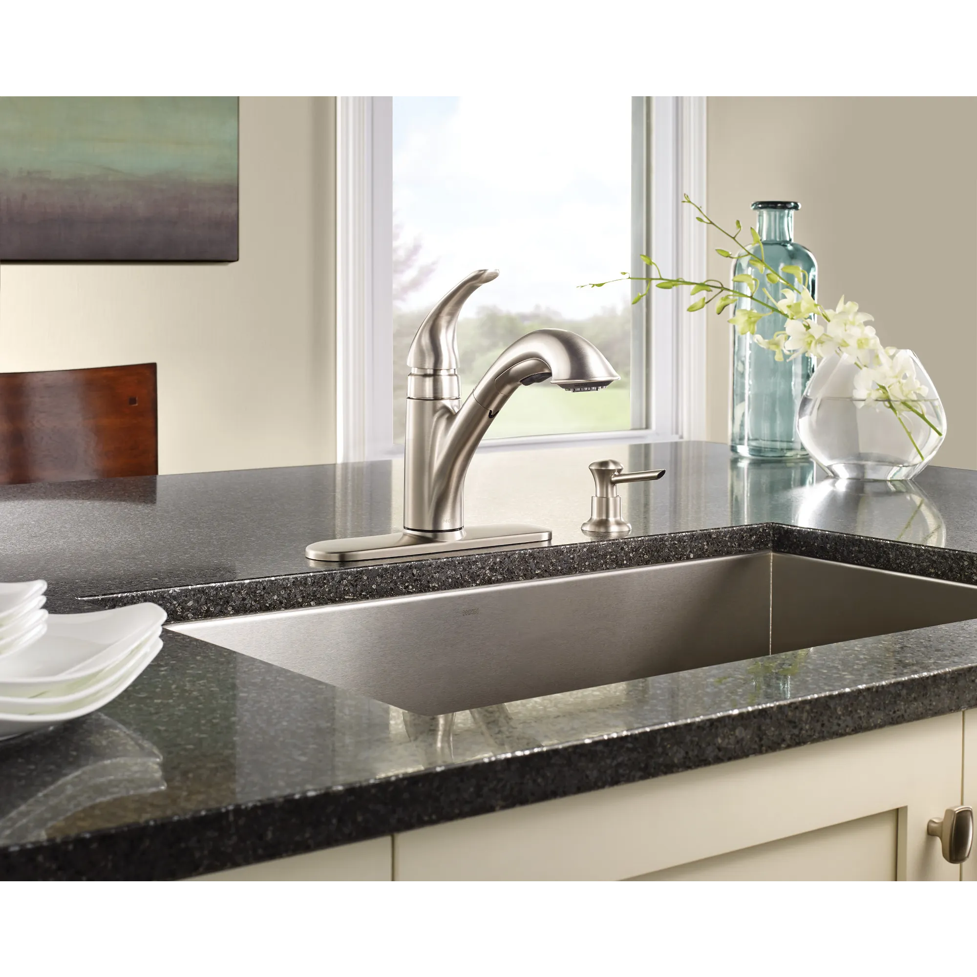 Caprillo One-Handle Low Arc Pullout Kitchen Faucet - Image 3