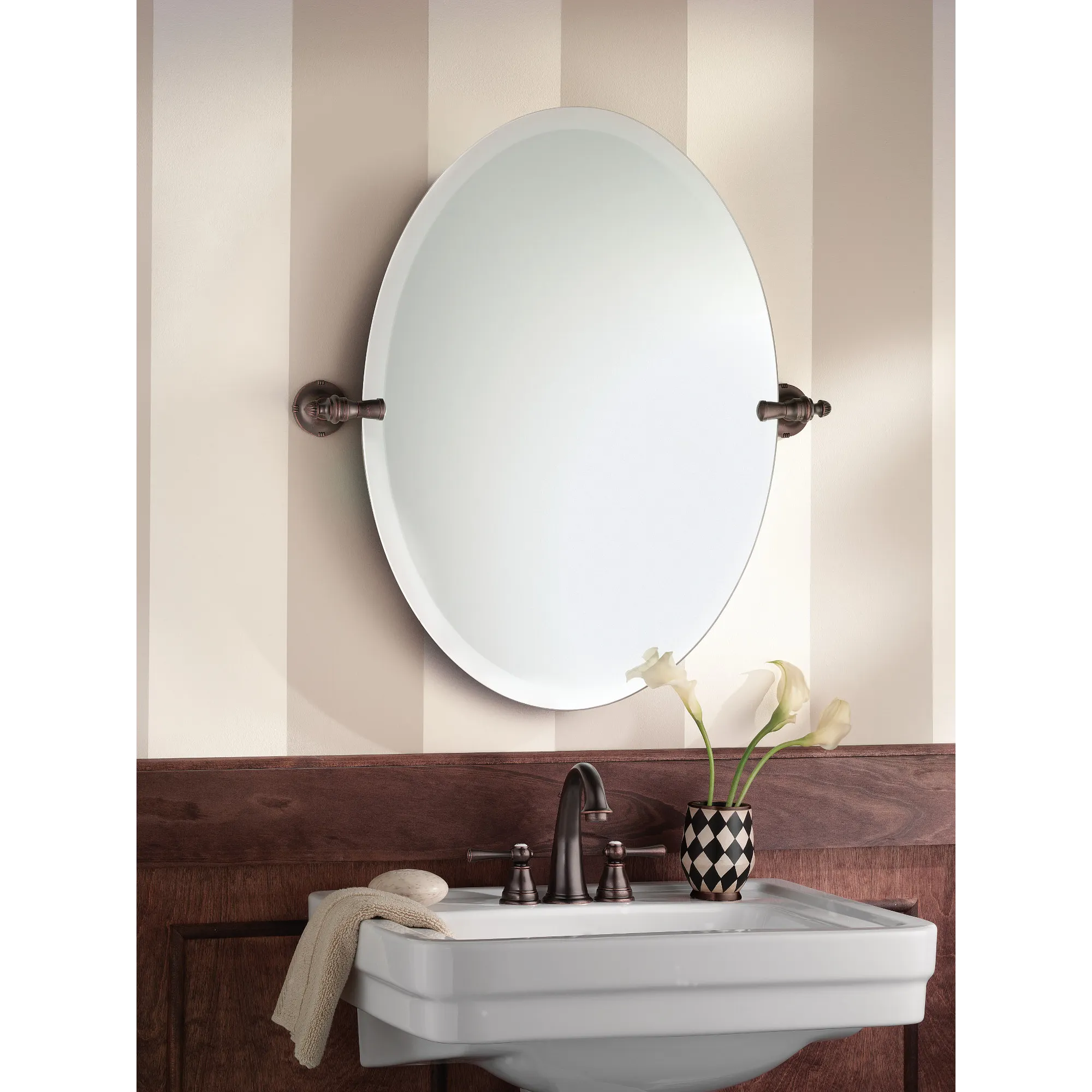 Moen Mirror - Image 2