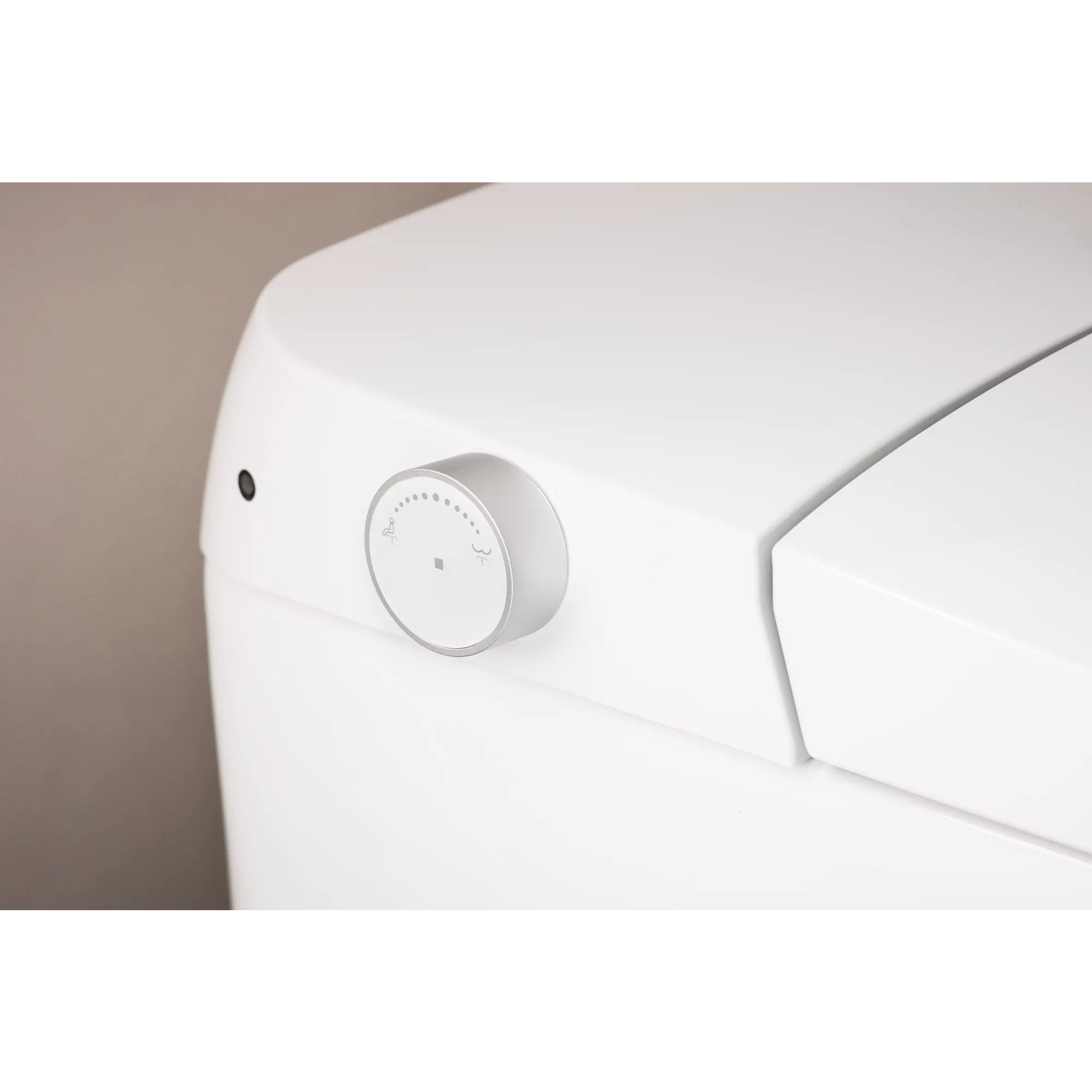 3-Series Electronic Cleansing Toilet - Image 10