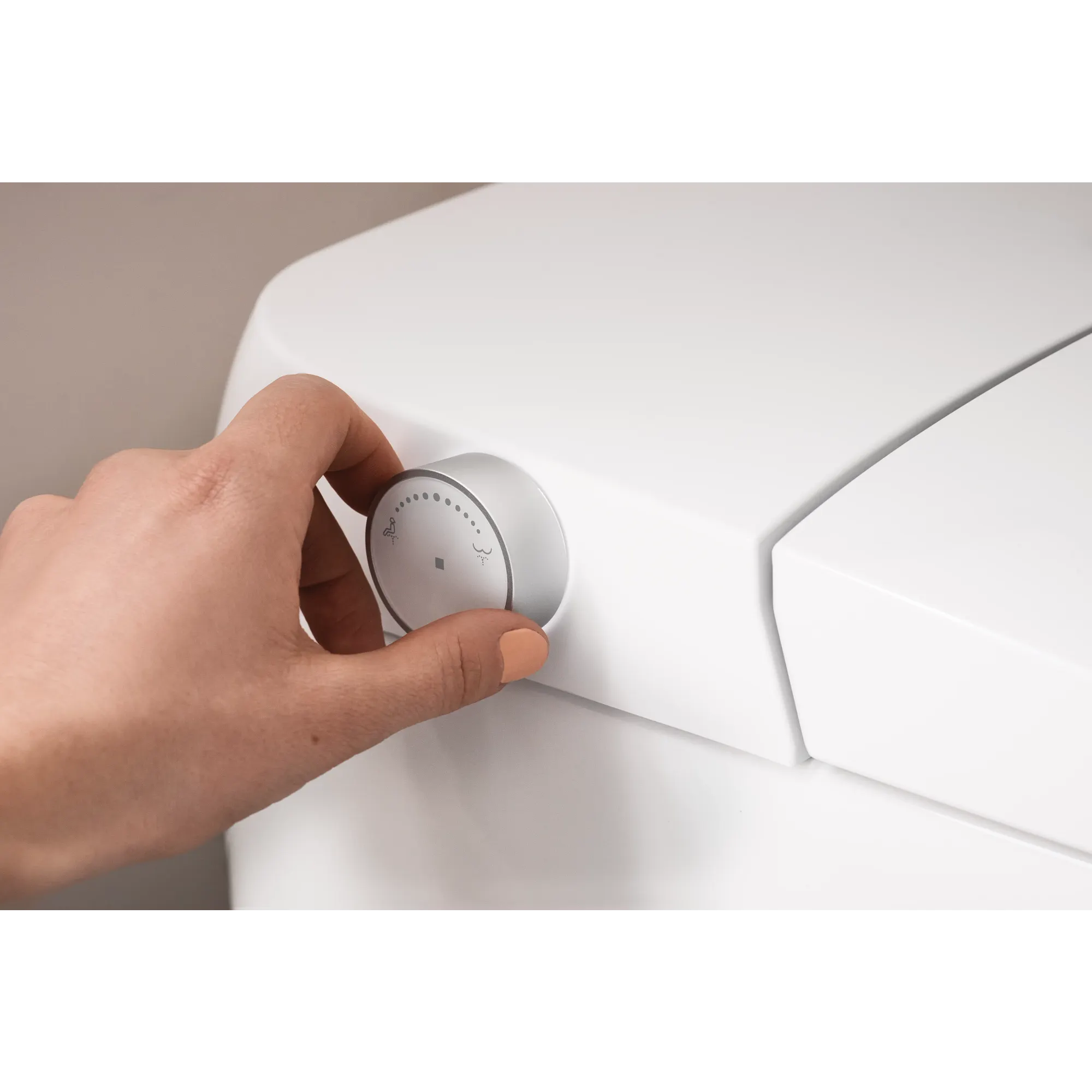 3-Series Electronic Cleansing Toilet - Image 9