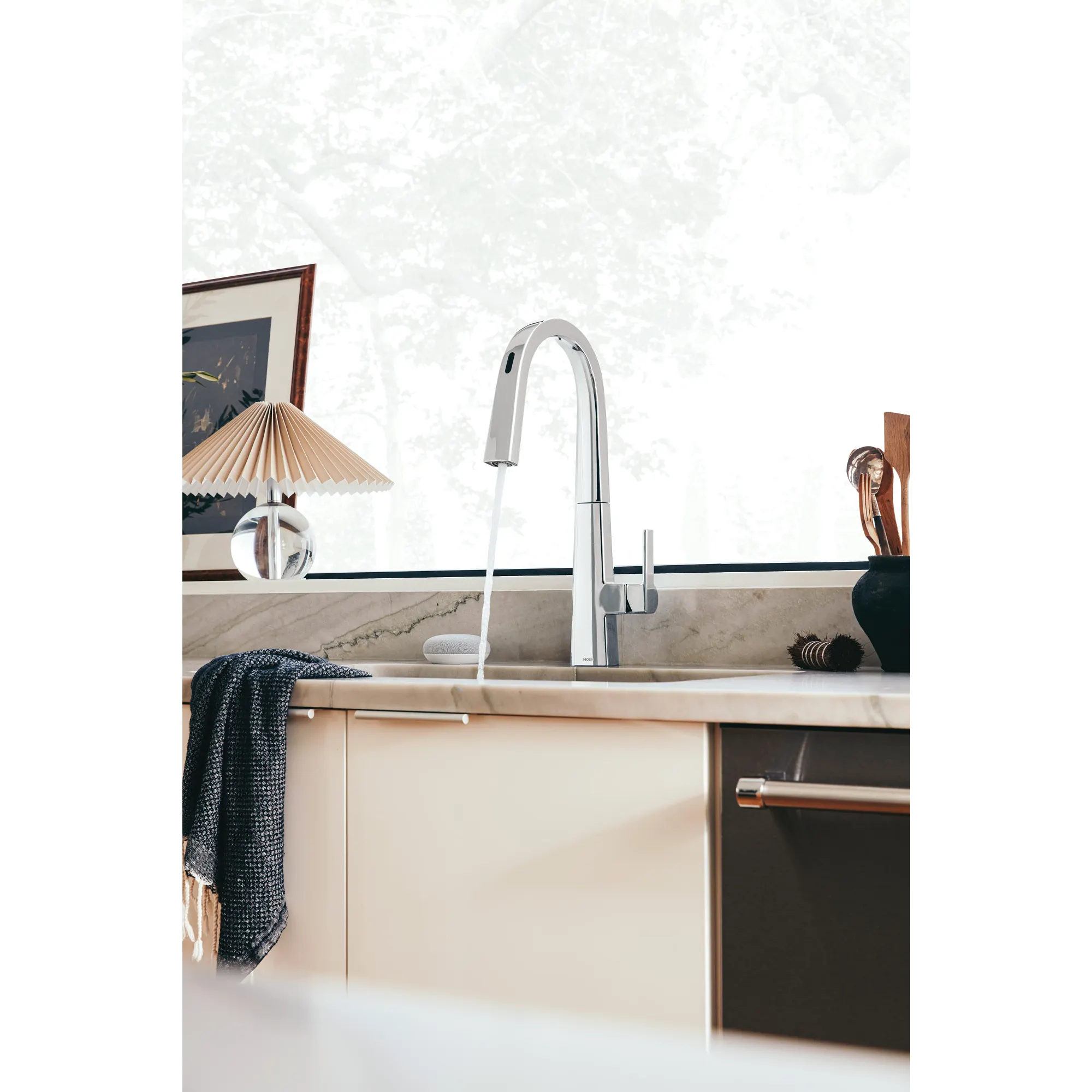 Nio Smart Kitchen One-Handle High Arc Pulldown Kitchen Faucet - Image 4